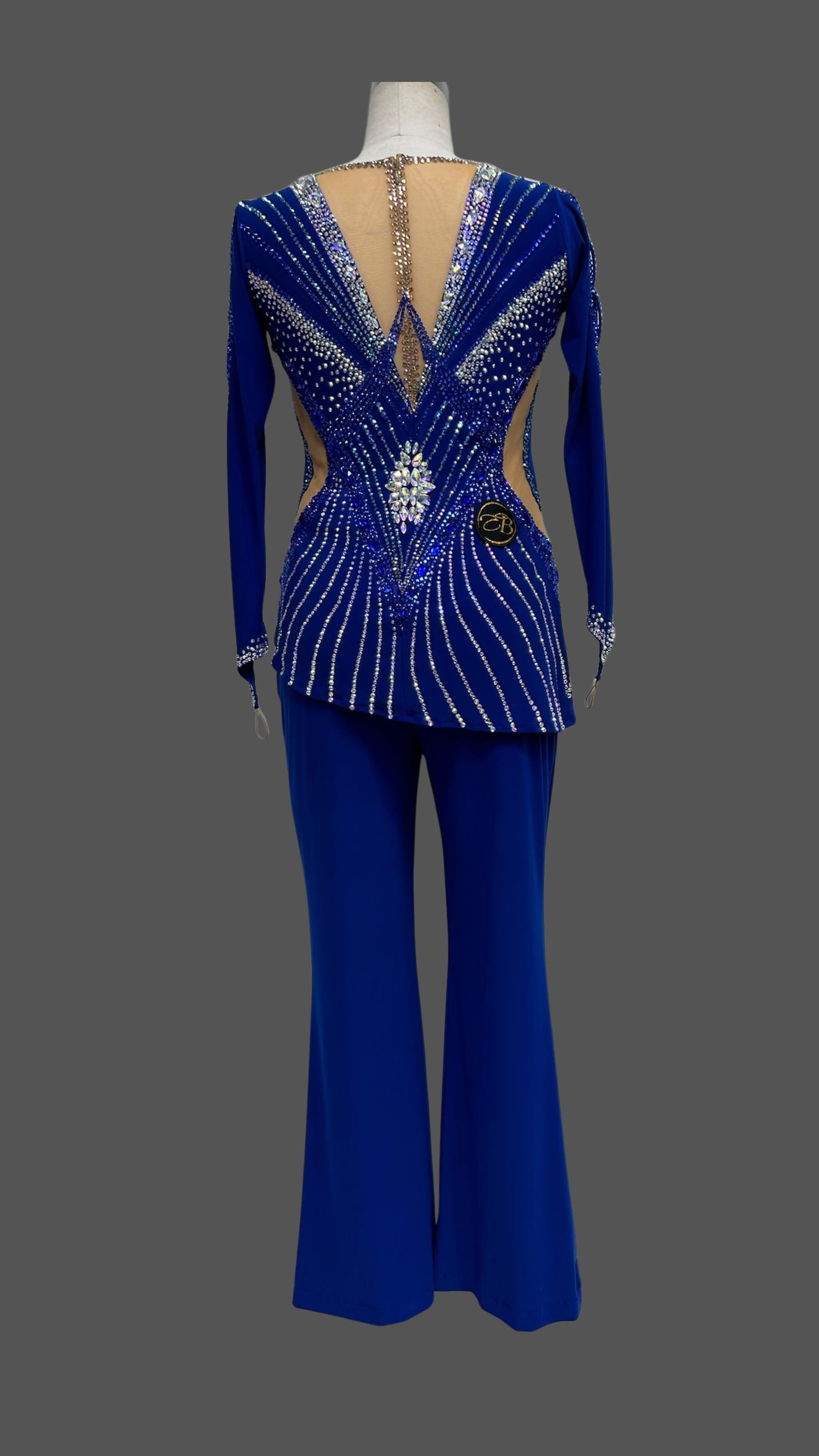SMTH0263E XL (4 in 1 Costume)